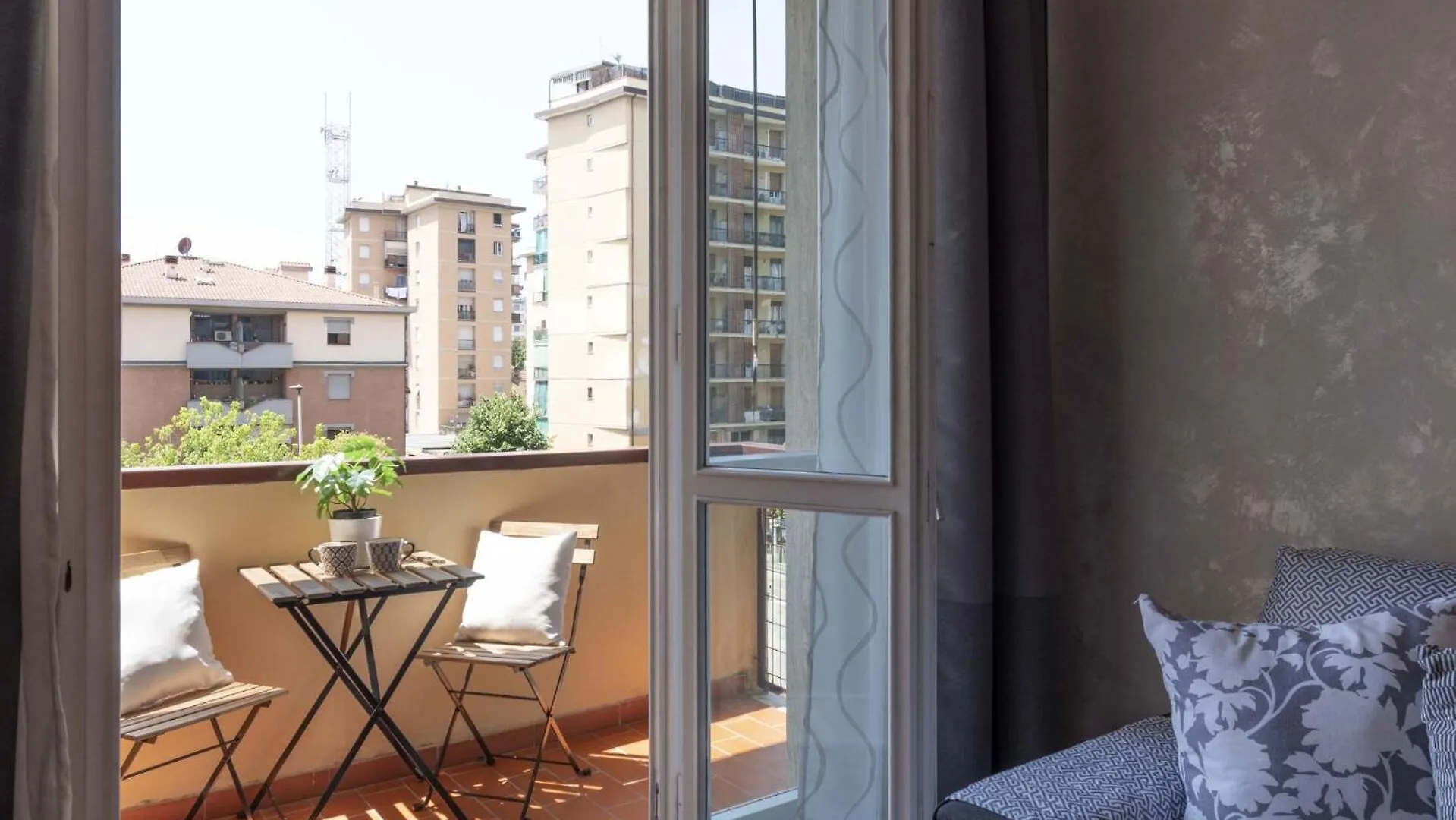 Novoli Suite Apartment Florence Italy