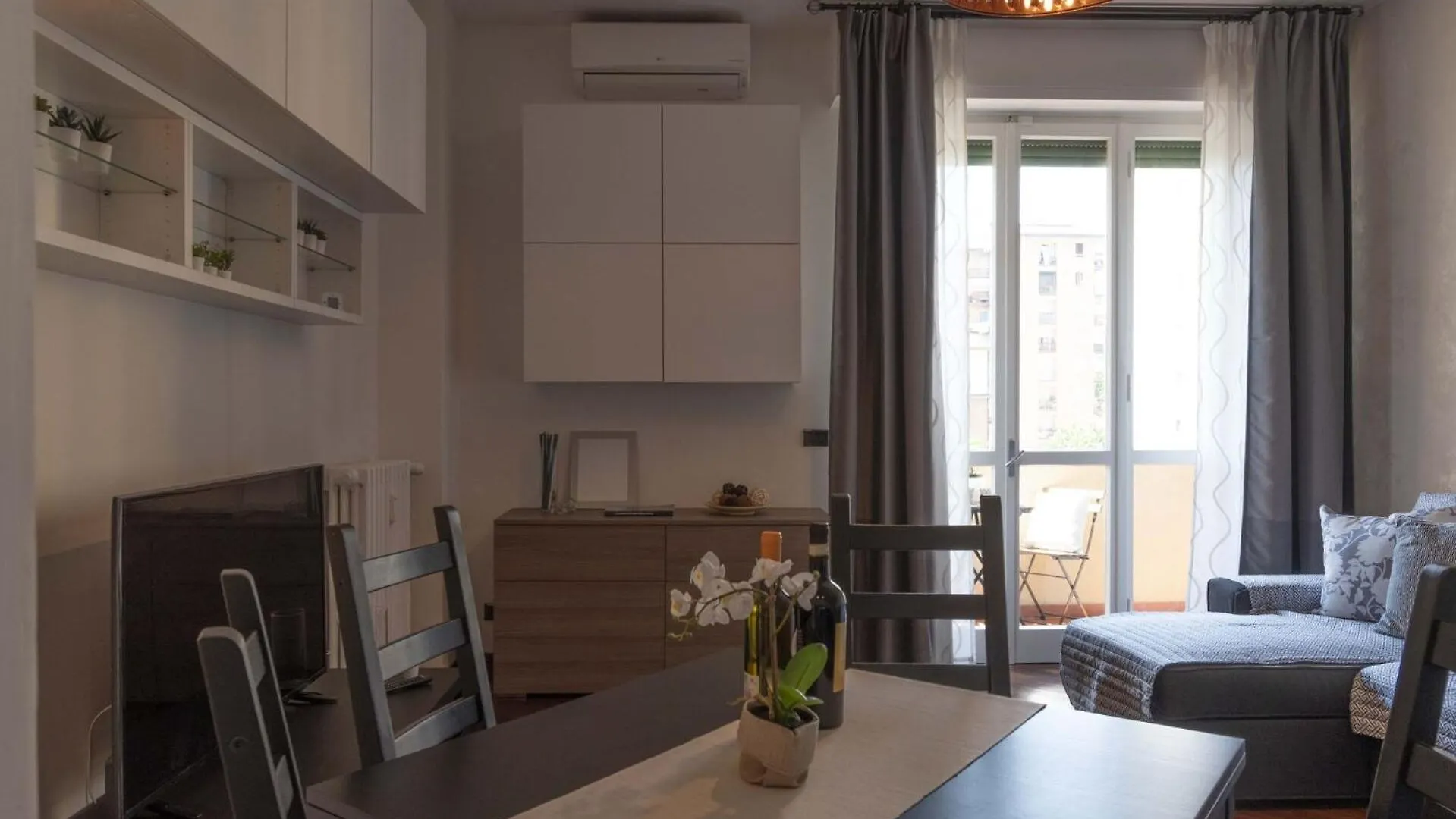 Novoli Suite Apartment Florence Italy